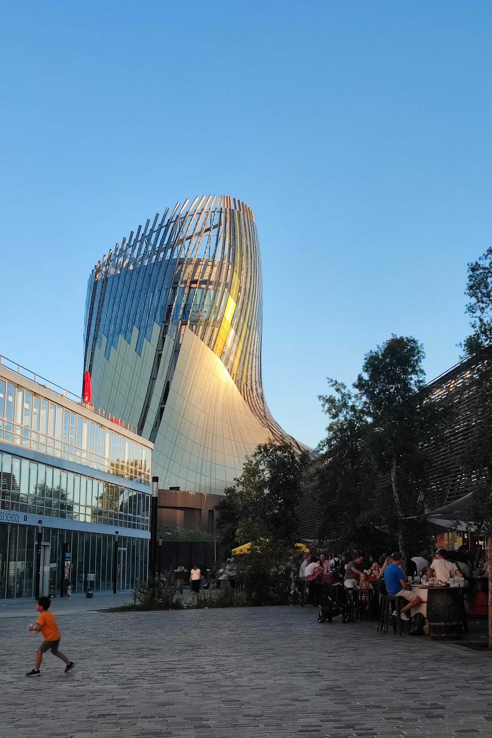 Moxy Bordeaux avec Staycation - Les Pieds dans le Vide - Camille Blanchet (18)