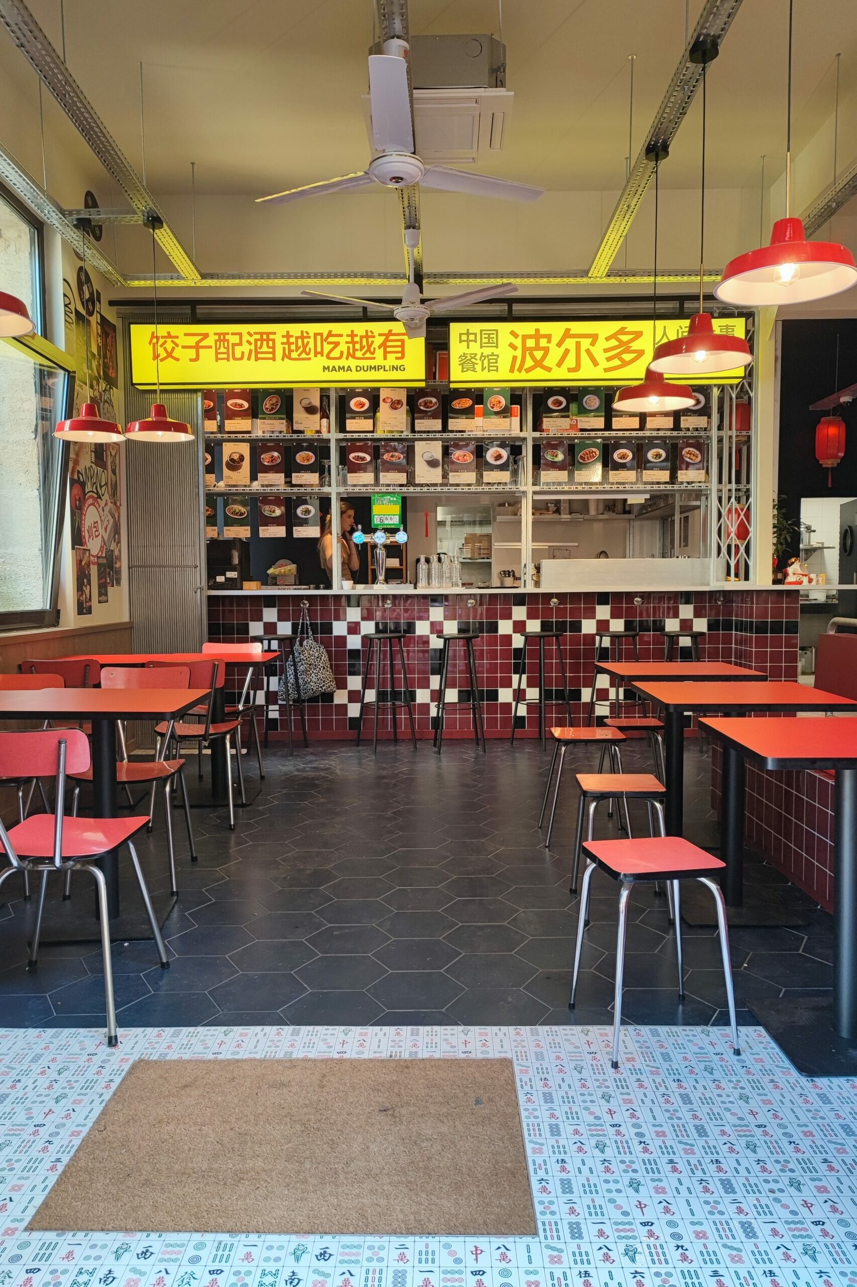 Moxy Bordeaux avec Staycation - Les Pieds dans le Vide - Camille Blanchet (5)