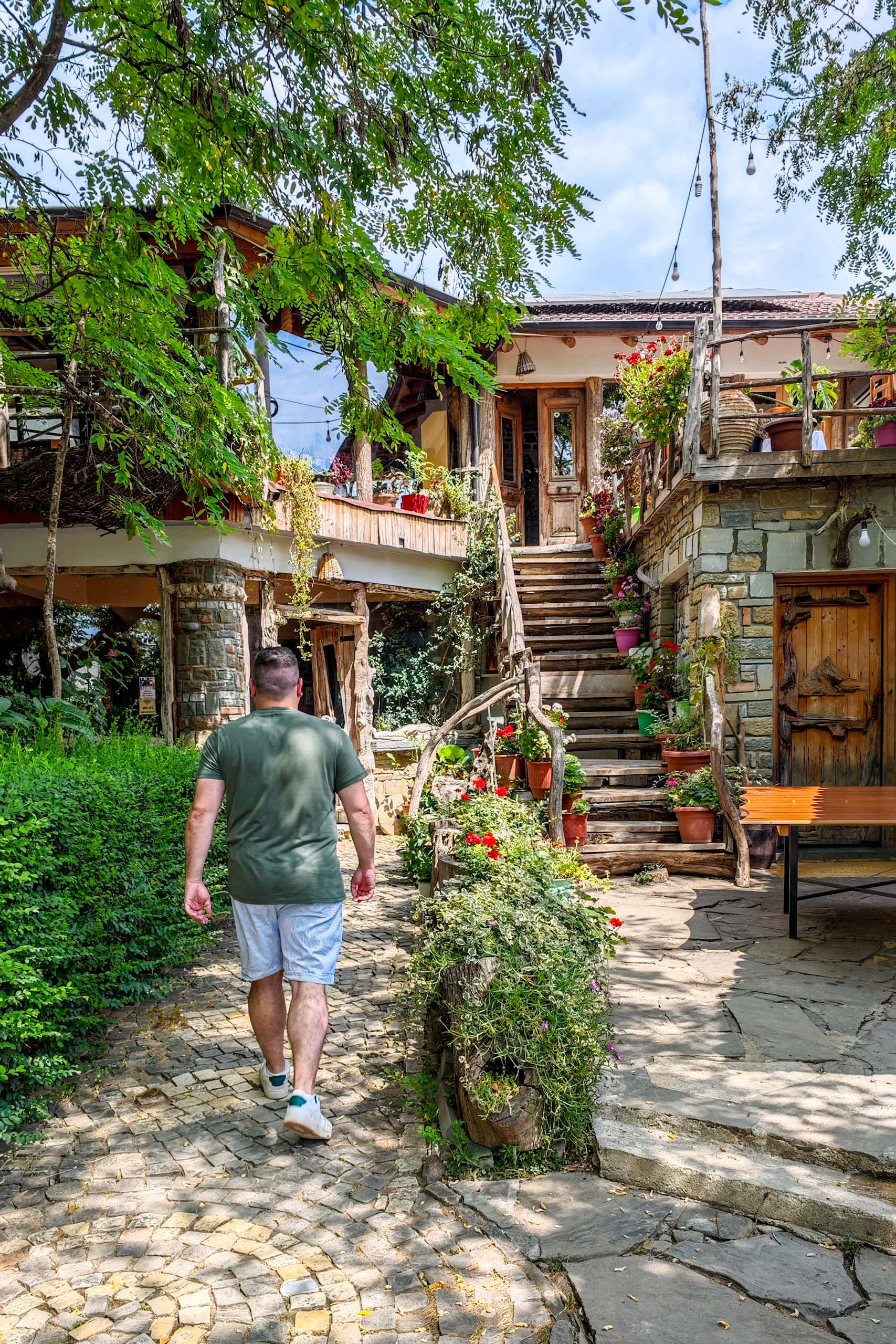 Visiter-Corfou-Albanie-Camille Blanchet-Les Pieds dans le Vide-IMG_20250617_104631